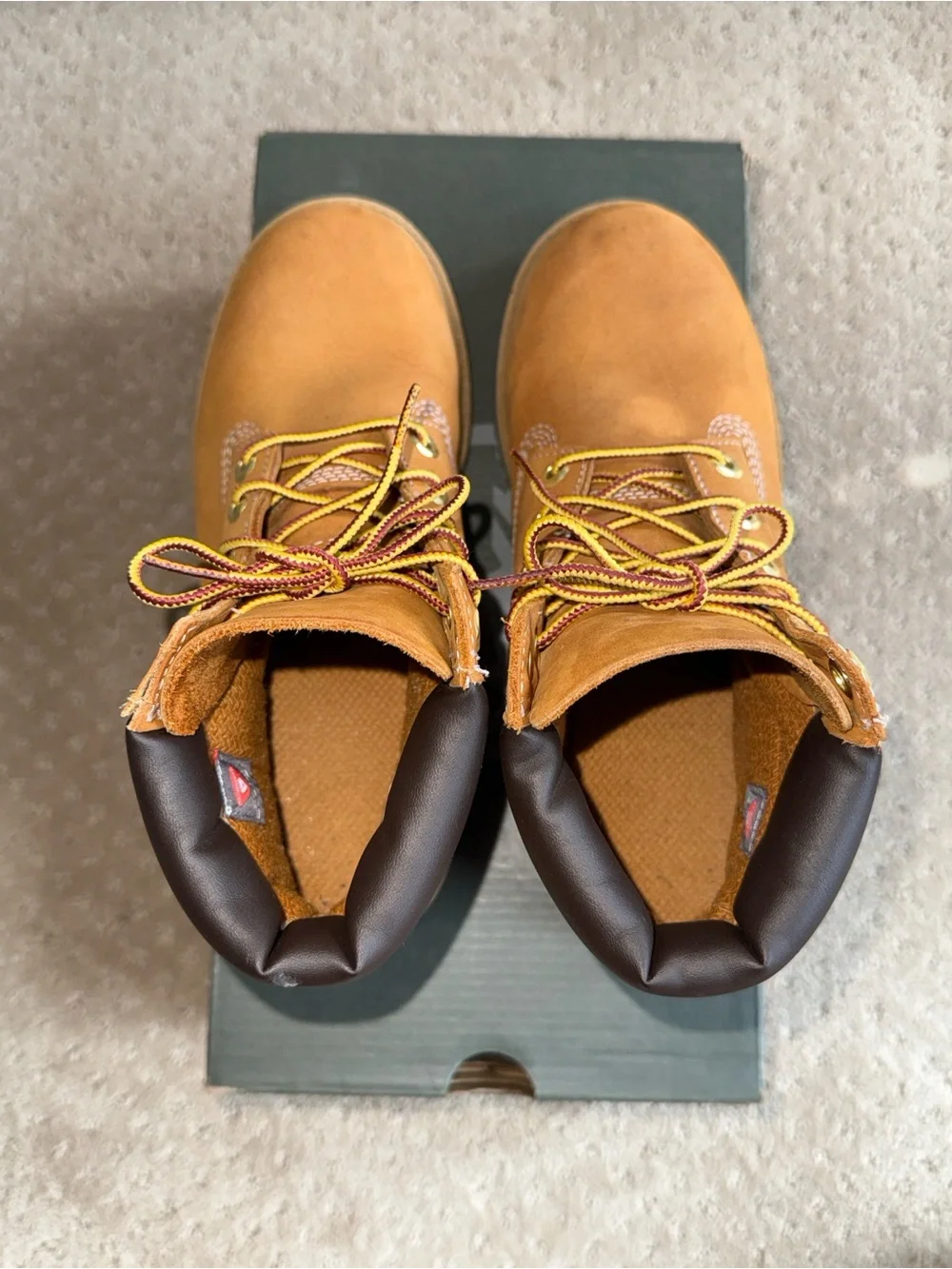 *EUC* Timberland Premium 6” Lace-Up Waterproof Boot, Wheat Nubuck, Sz 5M JR Unis